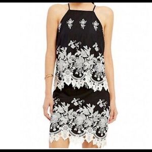 Gianni Bini James Dress Size Lg Black White Embroidered Tiered Open Back NWT
